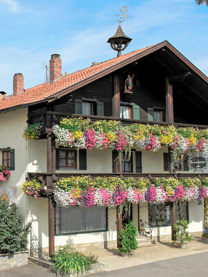 Wohlfühl-Ferienwohnungen-Kirchberger-Bodenmais-Bahnhofstrasse