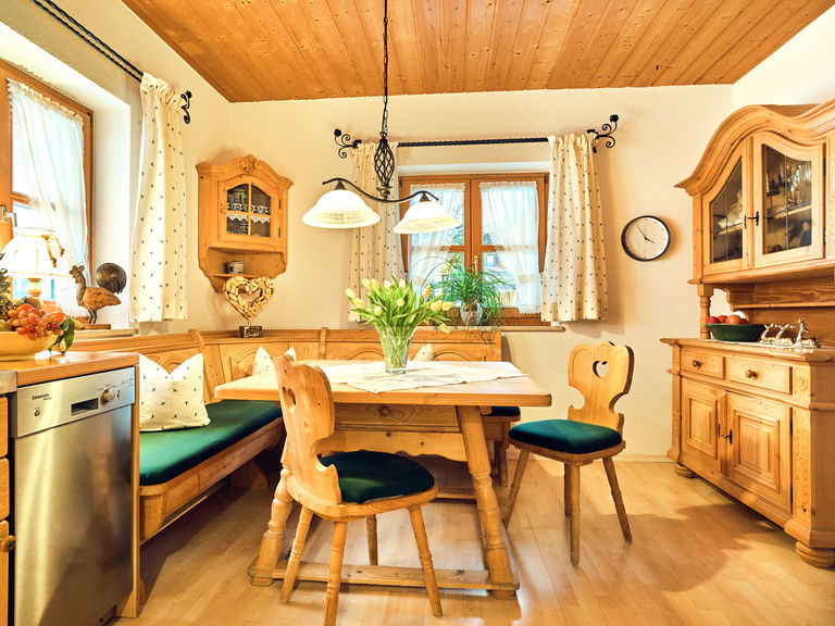 Gemütliche Eckbank in unserer Ferienwohnung Hochzell in Bodenmais